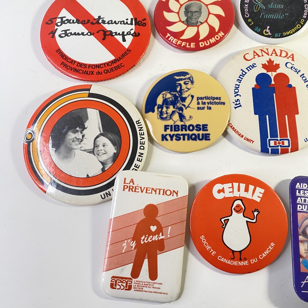 Vintage Button Collection - Foundations and Fund Raising - Picture 9 of 14
